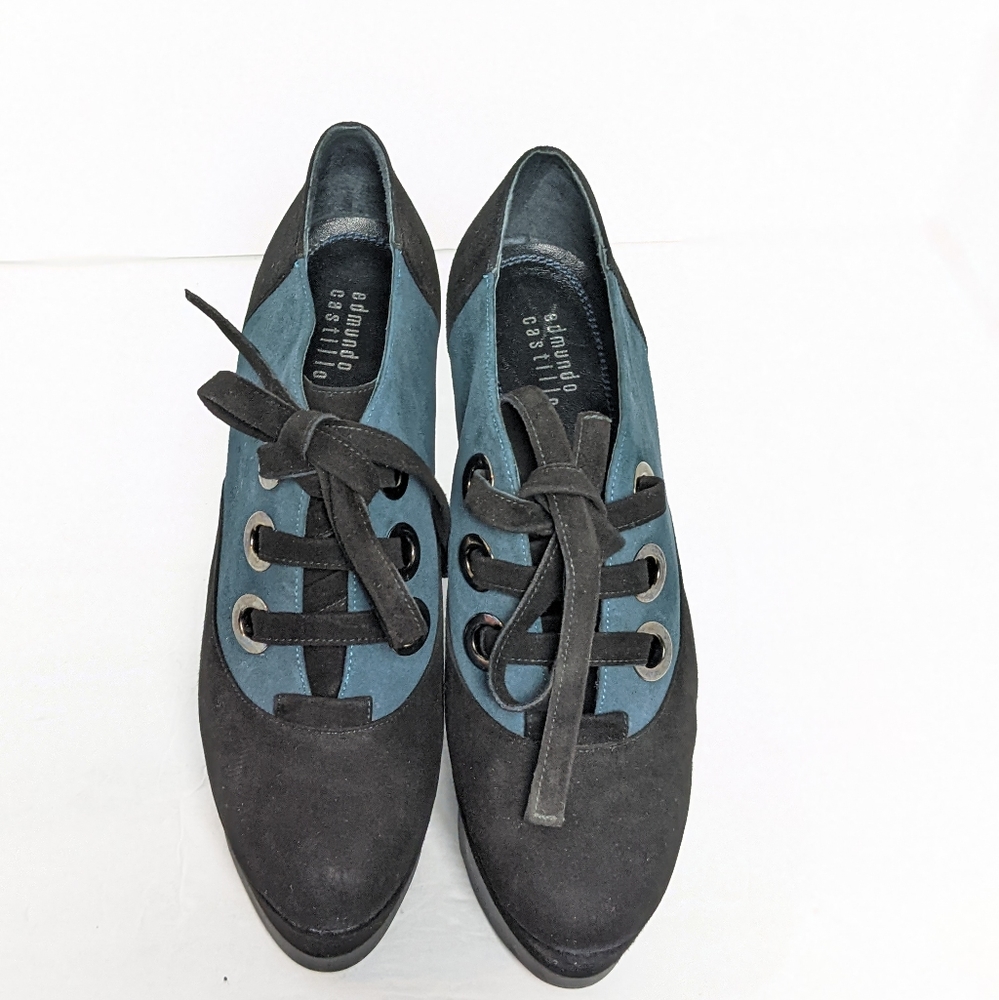 Edmundo Castillo two tone suede wedges - Picture 6 of 16